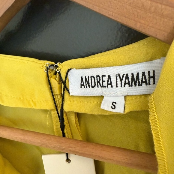 Andrea Iyamah size 6 (S) NWT Bright Yellow Long Sleeve romper with shorts - Picture 5 of 15